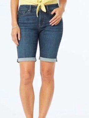 Levi's Denizen Mid-Rise Bermuda Jean Shorts Medium Wash